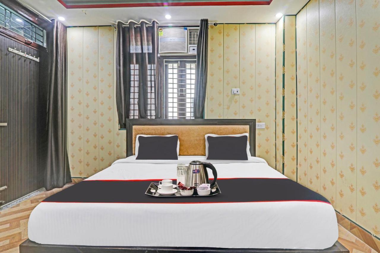 Capital O Sl Galxy Hotell Kānpur Eksteriør bilde
